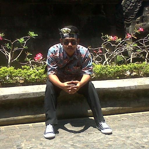 PrasGin's profile picture. 