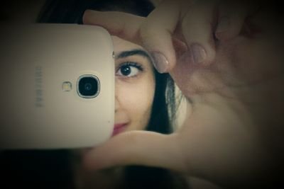 ‏‏‏‏لكــي أرتــــاح يجــــب أن أتـذكــر دائمـــاً أن:
(حُزنــــي لـــــن يعيــد أحــــد ، ولا أحــــد يستحقّــــــه