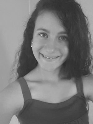 arbel haldan, 13 years old, israel,one direction =love!!!!
demi lovato=my life!!!
