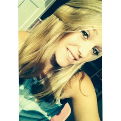lieve teunie, ik ken je nu al vanaf groep 2 en toen waren we al bestie's, ik kan alles bij je kwijt en hou heel erg van je en zou niet zonder je kunnen ! xx eef