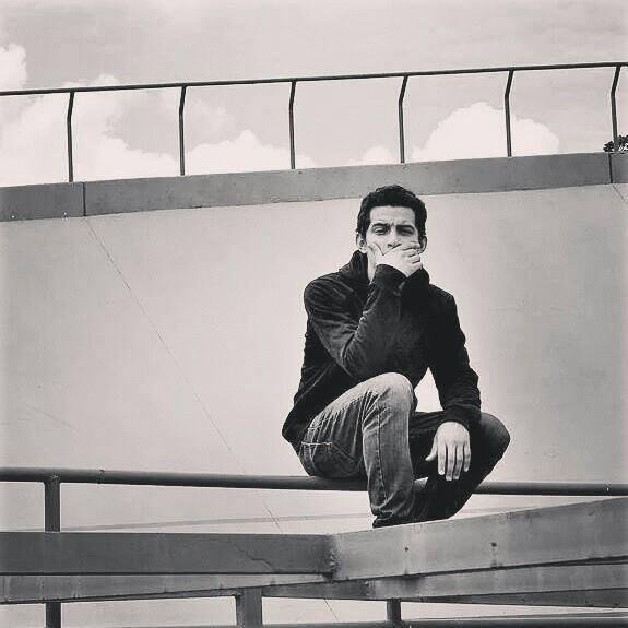 Estudiante, Músico, Compositor, Amante de la buena música, Integrante del grupo #BYLER Para contrataciones bylermusic@gmail.com