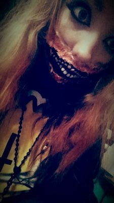 i pretry much hate everyone, ew.