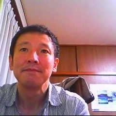 経理を本職とし、語学（英語、ドイツ語）を学んでいます。旅行が好きで、自然や動物と触れ合うのも好きです。よりよい社会を共に創ることを目指し問題意識を持っていたいと思っています。中流クラスとしてのより良い生活設計を目指しています。