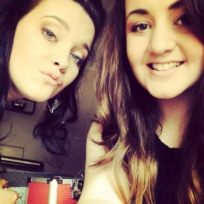 DerrieSlender's profile picture. I love 5SOS and 1D