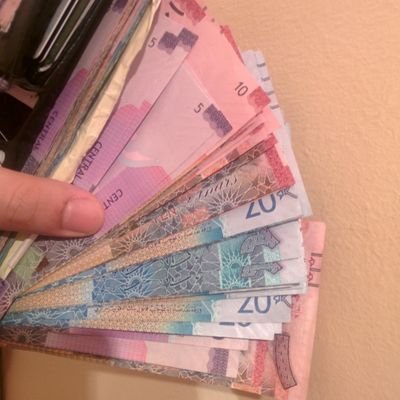 ‏ثلاثيني ‏‏‏‏‏‏‏دفيع جاد ..ابي وحده جاااده  .. الدفع كاش .. كروت و 
خرابيط مو عندي.