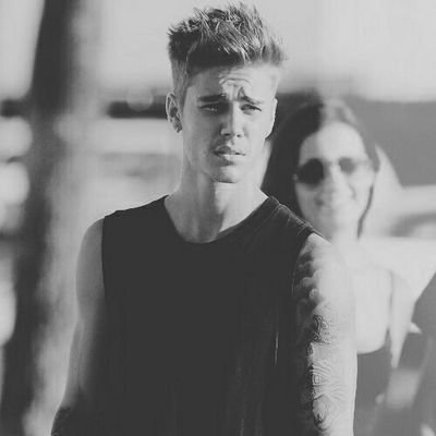 ✖️Justin follows on Shots✖️