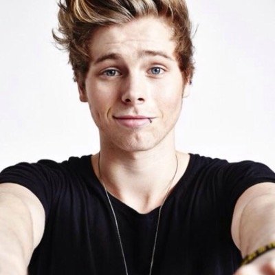 please follow @calmstubble