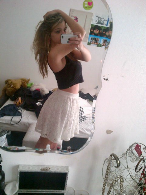 Dancing in the mirror and singing in the shower and addicted to we heart it and tumblr