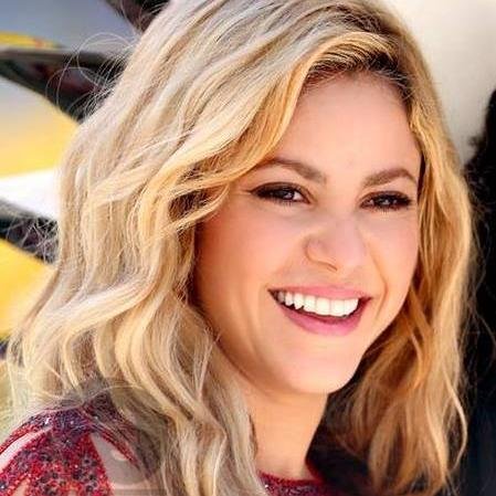 Shakifans italiani e non, a raccolta! volete tutte le ultime news e non solo sulla nostra Diosa? Allora seguiteci!