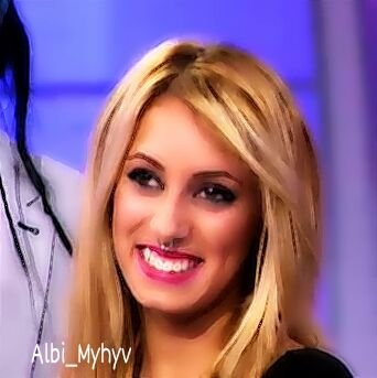 Albi_Myhyv's profile picture. Chica || CF Oficial de Albi y apoyo a shaila y paula , pretendientas de myhyv. { Si no te gustan no las mires} Asi de simple.Apoyo incondicional.No lo olvideis