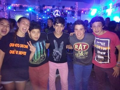 Porque te vi, te deje entrar, cerré la puerta y te elegí  LPDA          ♥ ♥ ♥ http://t.co/ZJfOcNWnd8.♥♥♥