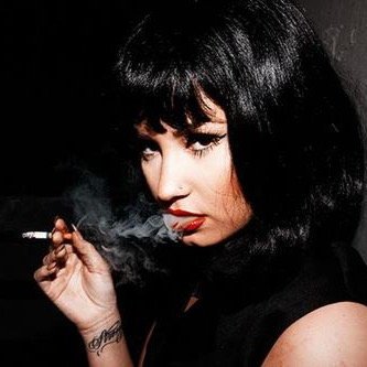 wlcome bitchz, she is demetria devonne lovato and she is a hero that save lifes.kisses adm.