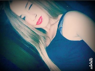 ORGULLOSA , timida, bipolr,amiga d ms amigs//Ni tn crca prqe m mtas, ni tn ljos prqe m muero//Con ms daños qe años//,260314SIEMPRJUNTS♥