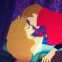 あなたのタイムラインにこんな愛の告白がきたらどうしますか？感動と涙と愛情のタイムラインを、お届けします。リツイート＆フォローお願いします