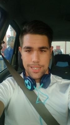 Del 95'':  Ex-Jugador de Coria Rugby Samurai con el 16. Sonríe Siempre
Instagram   @jaaviieer1995
Dejen buenos Like's gente