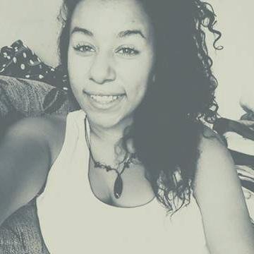 Um sorriso sincero desarma qualquer um ☯