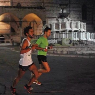 rikburatta's profile picture. 