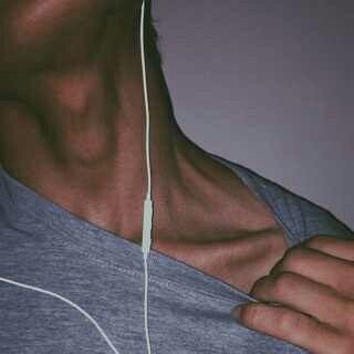 Ins : semoo.11 Kik : semoo_80  snaphat : semoo.11