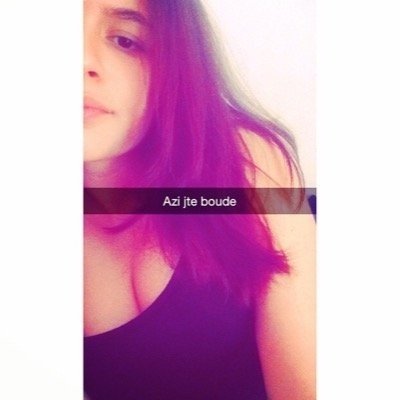 JustineBackOne's profile picture. FollowBack ou j'unfollow.