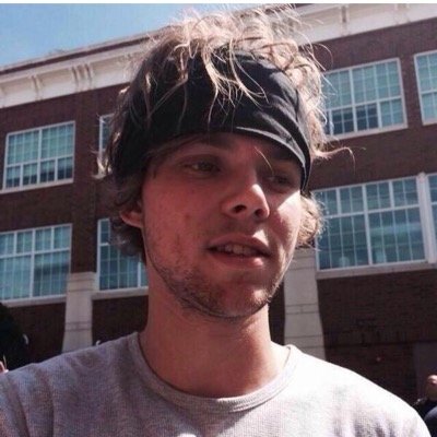 follow @nightdriveirwin