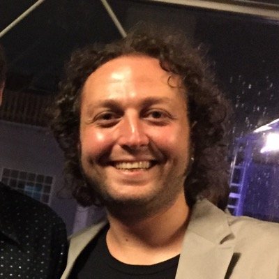 Apple Loyalist, Scientist, UI Designer, Web Developer, Audiophile, Cinephile, Typomaniac. 88mph + 42 + helvetica