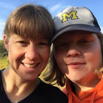 44stephie's profile picture. Cycling, running, hiking, kayaking, traveling, book reading chick