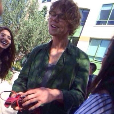 follow from @straightoirwin follow her and maybe rt this? it would mean the world https://t.co/494bdHON1p