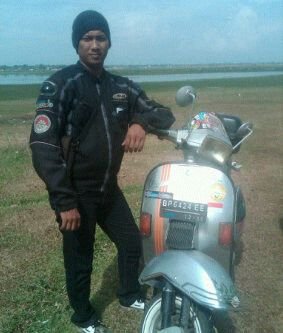 hidup hanya sekali gunakan se mampaat mungkin,