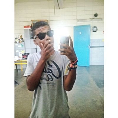 ☁SEGUE AI ,TE PAGO 1 PASTEL ☁                                        http://t.co/yZdbBgq19V