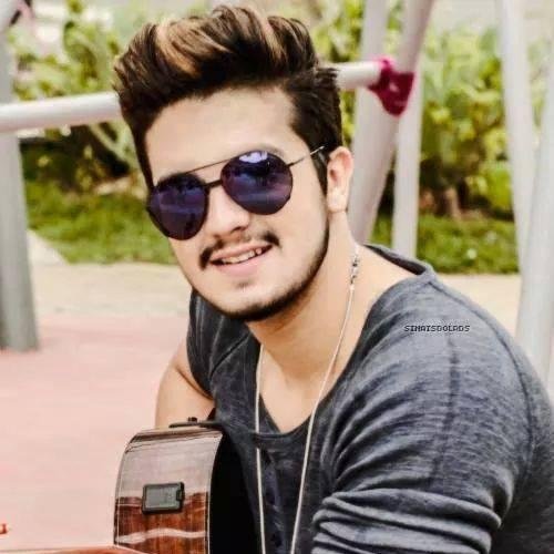 JulianaLimaLS1's profile picture. Luanete Forever 

Só Quem Sonha Consegue Alcançar