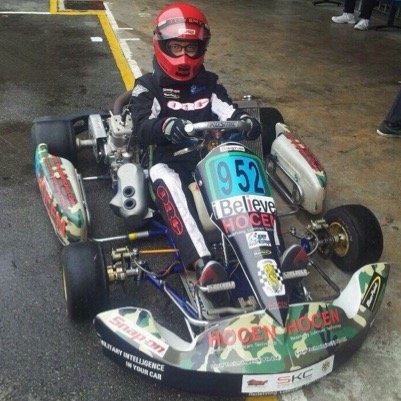 I heart NURSYAFAWATI & SYAFII ESHAN truckloads. I passionate in AUTOMOTIVE cars and RACE KART racing.