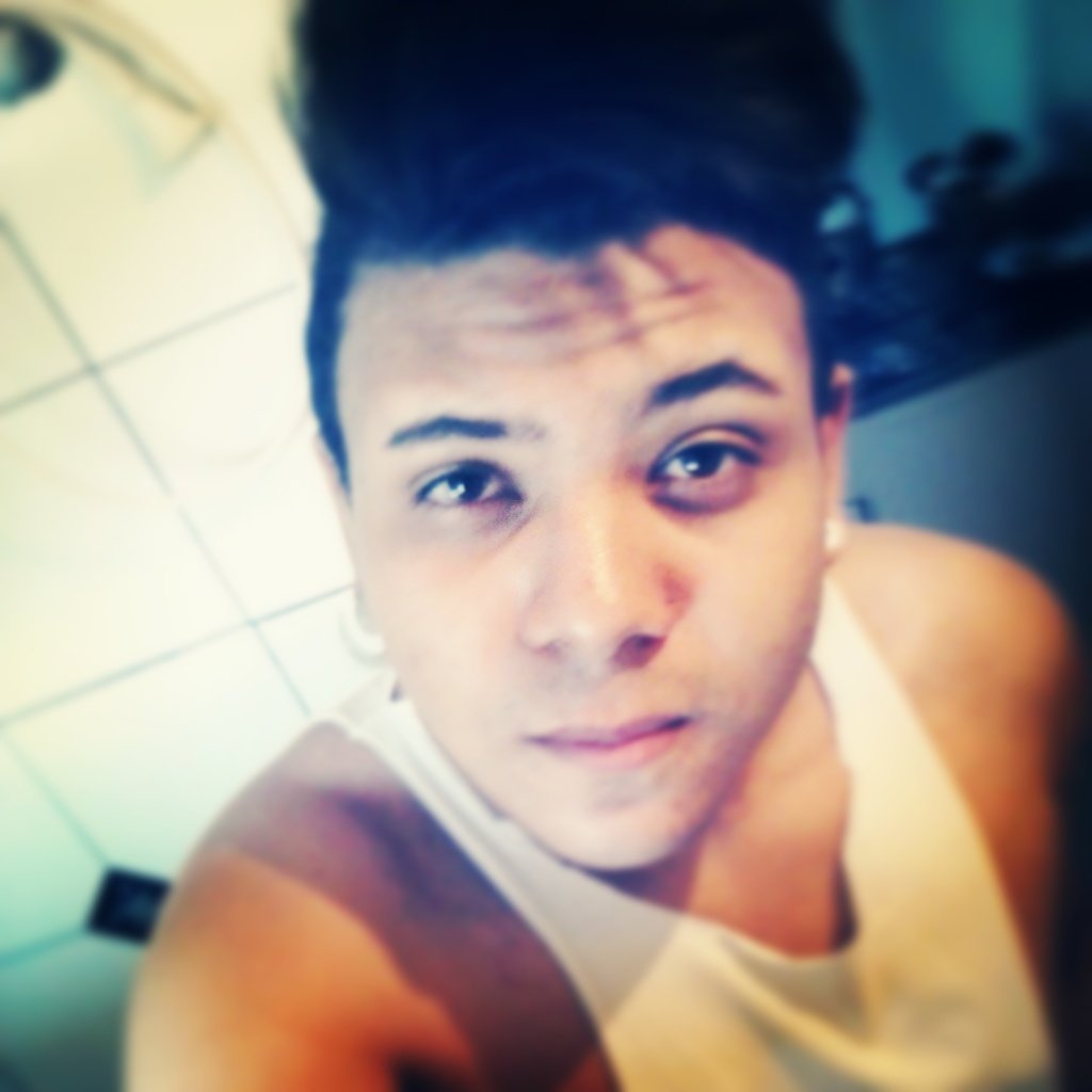 Brazil ¤ Instagram: @boyssmiler