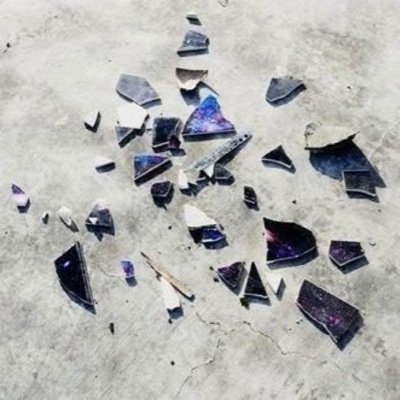 تكلم عني مثل ماتشاء لعل تخفف عني ذنوبي واكسب حسناتك