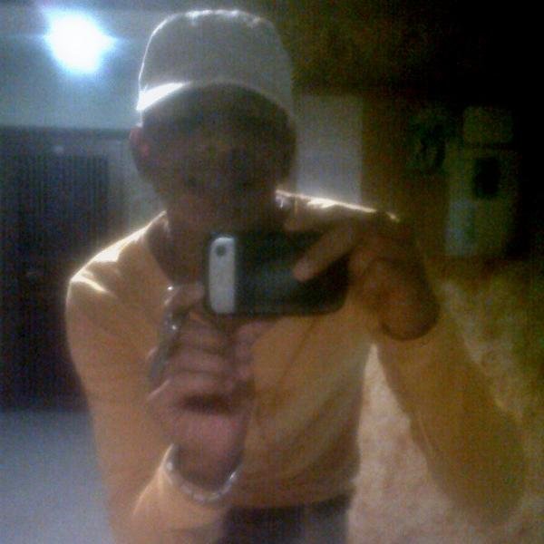 Canto Feo; Pero Beso Rico ._.