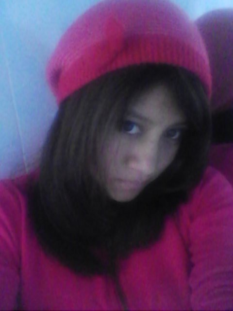 heidy737373's profile picture. 