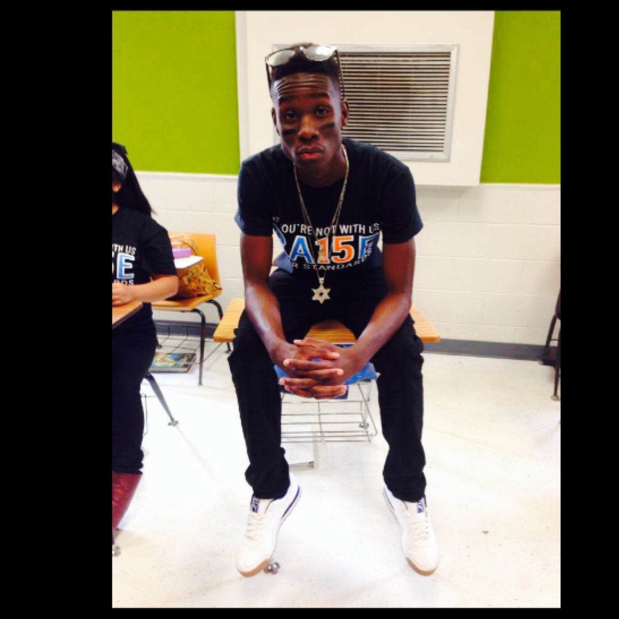 Kik: PrettyBoyShitz . #LLRE join the movement EVERYBODY !!!! Go subscribe my YouTube page @ TheReal SwagDaddy Dats ✌️
