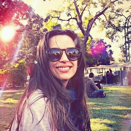 ivannabaldo's profile picture. 1° Panza Verde!♥
Lic. Comunicación Social;
Fotografa aficionada;
Compañera de aventuras; 
Amante de los  libros ♥