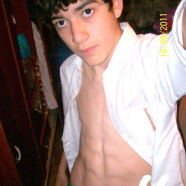 ----Esperando Que Vuelva Algo Mejor----
              Seguime Ii Te Siigo :)