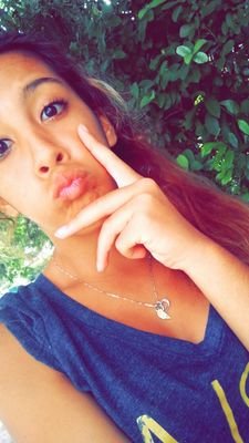 Its Me Kyana (; ✌ 
Life Hard, But Ayye Still Living It