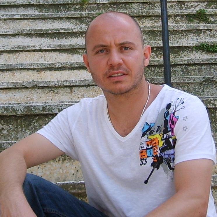 arzu35hasan's profile picture. 