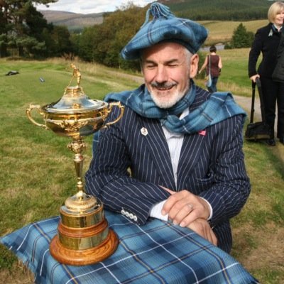 Bunnet was named after a Scot sonnet which had style for the lang Scots mile.Keeps the head warm, in the storm, brings a smile in the street to those you greet.