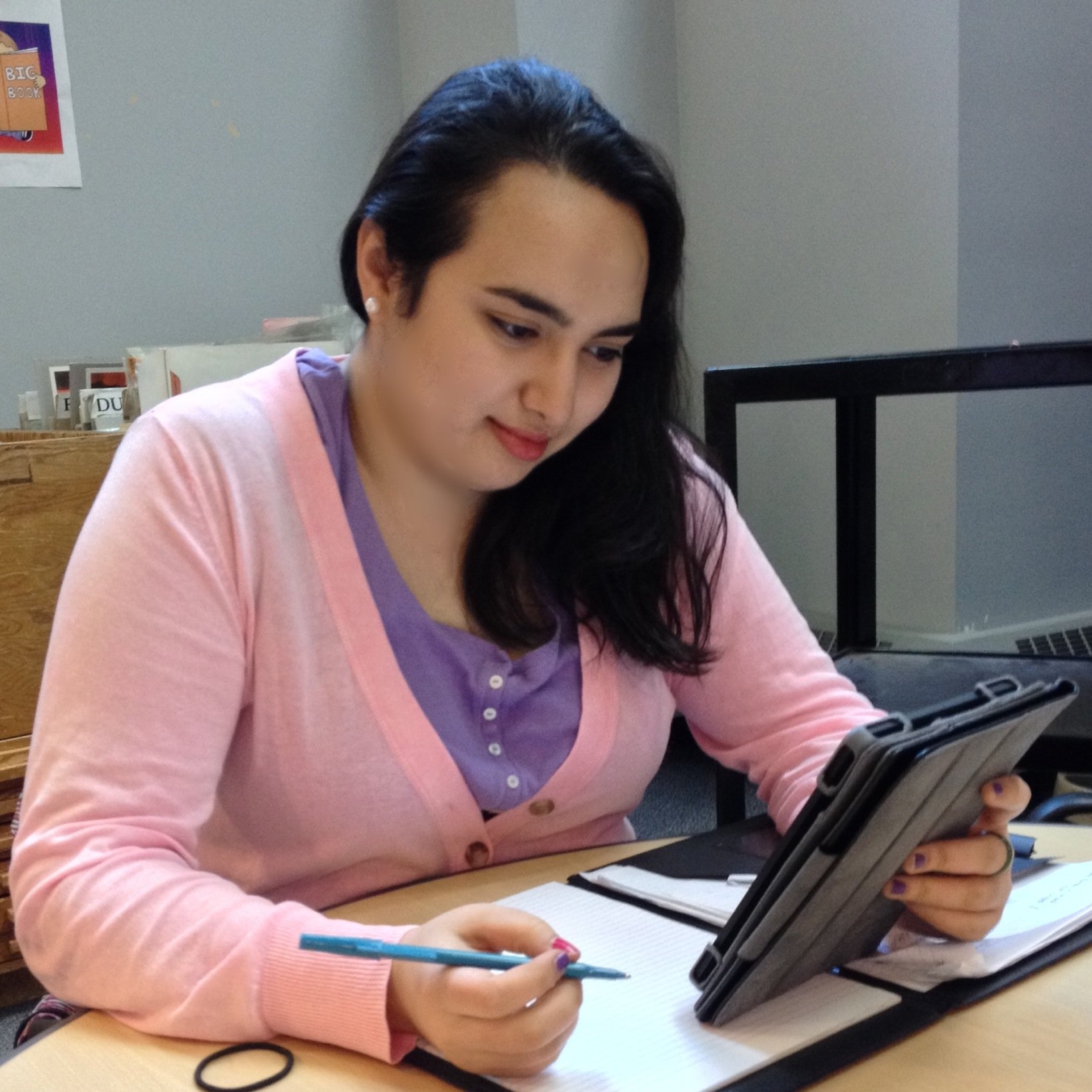 mllechaquera's profile picture. I like languages and coffee. 😀
Educator, Learner