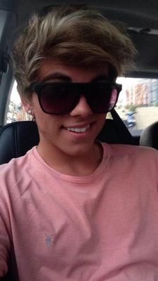 swaggypals's profile picture. I Love Justin and selena i listen to their music when im sad and the music helps me to be strong and to keep going