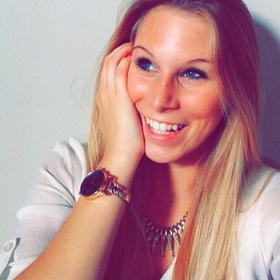 Bachelor Office Management/EPM @KHLeuven - Bachelor Communicatie Management/ Digital Media Management @ThomasMoreBE - Trainer & atleet Sport Aerobics @Blits78