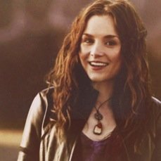 Just a queen without a throne, a warrior with nothing to fight for and a rebel without a cause. [18+ content, SPN}