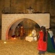 El Pessebre Vivent intenta des de fa 40 anys promoure la transimissió d'un missatge Nadalenc diferent i proper per les nenes i els nens santcugatencs