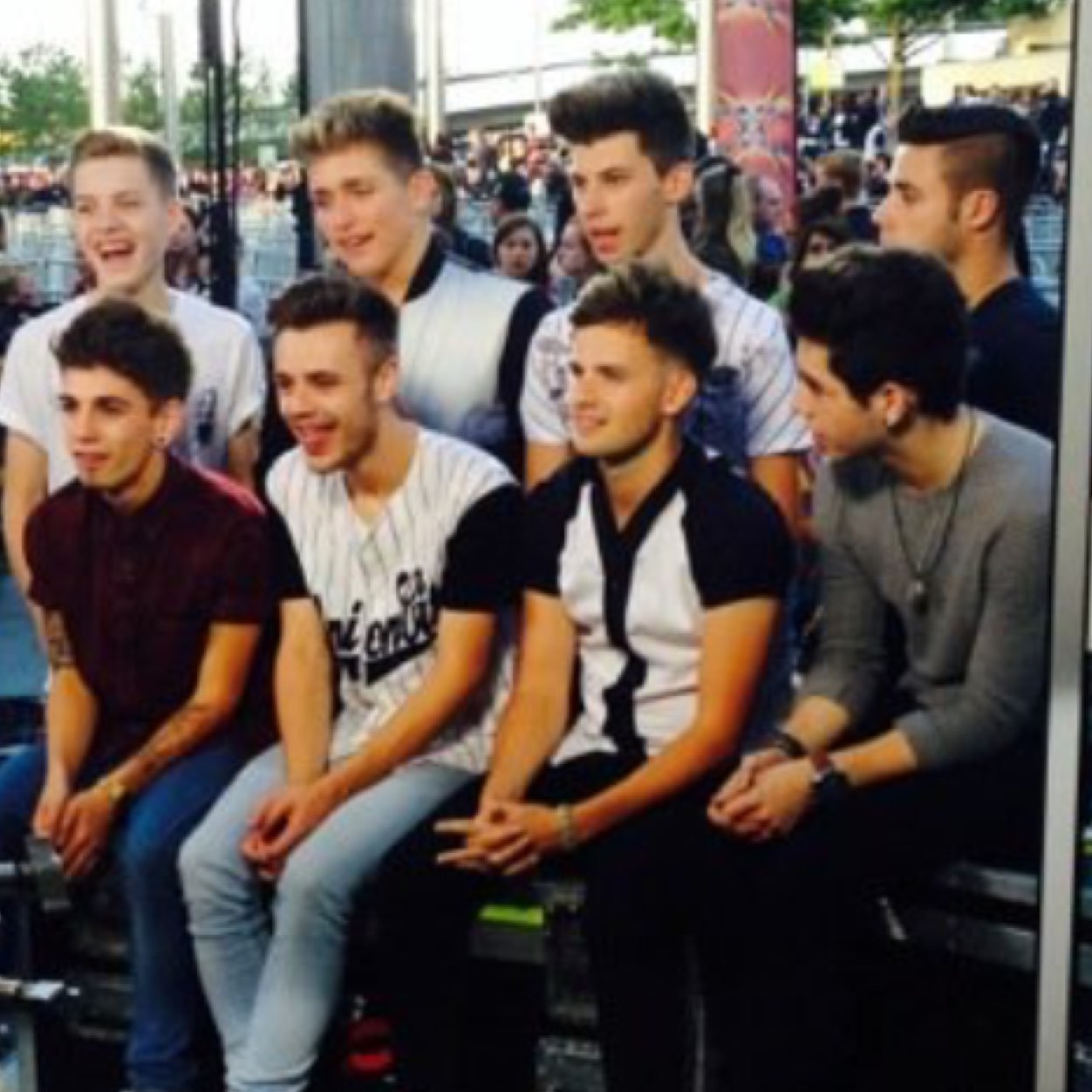 Chris, Tom, Reece, Barclay, Charlie, James, Jake and Casey .... :)