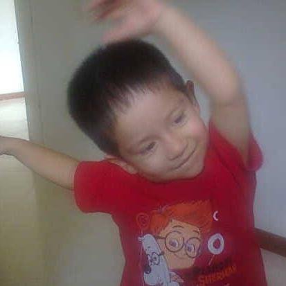 andrestarache's profile picture. 