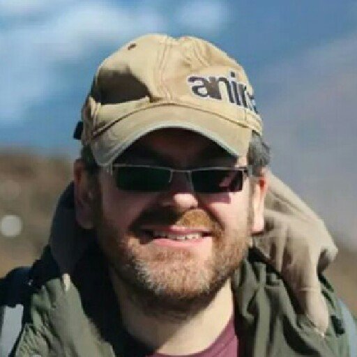 Short + hairy cyclist & open-minded Christian. Assumed to be the only Coventry City fan in West Dunbartonshire, Scotland.