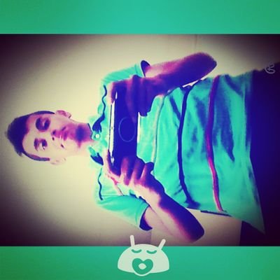 Instagram   felipeherrera13      ®.                                           No me intereza en buscar novia, por que mi mamá no me deja.